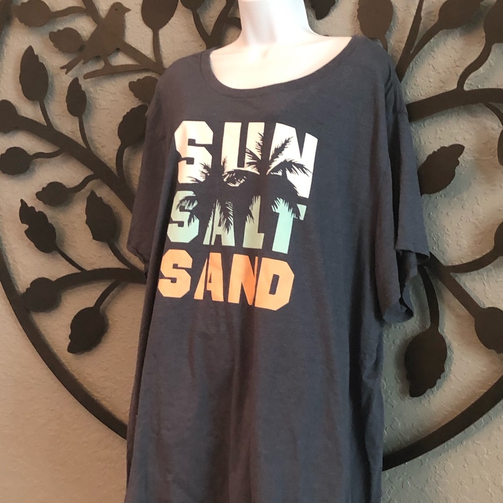 Plus size tshirt